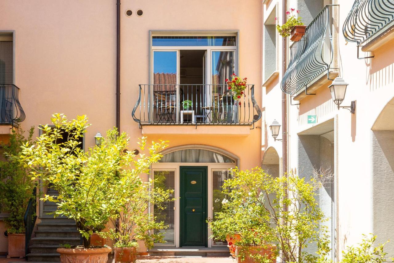 Palazzo Ghibellina 2 By Rental In Florencie Exteriér fotografie